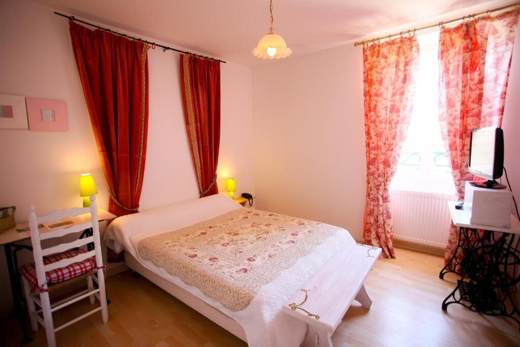 Chambre Lavande Rose — Charme fleuri